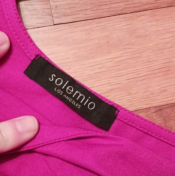 Solemio Fuchsia Body Con Deep V-Neck Tank Style Dress Ladies Medium USA Edgy - Picture 2 of 5